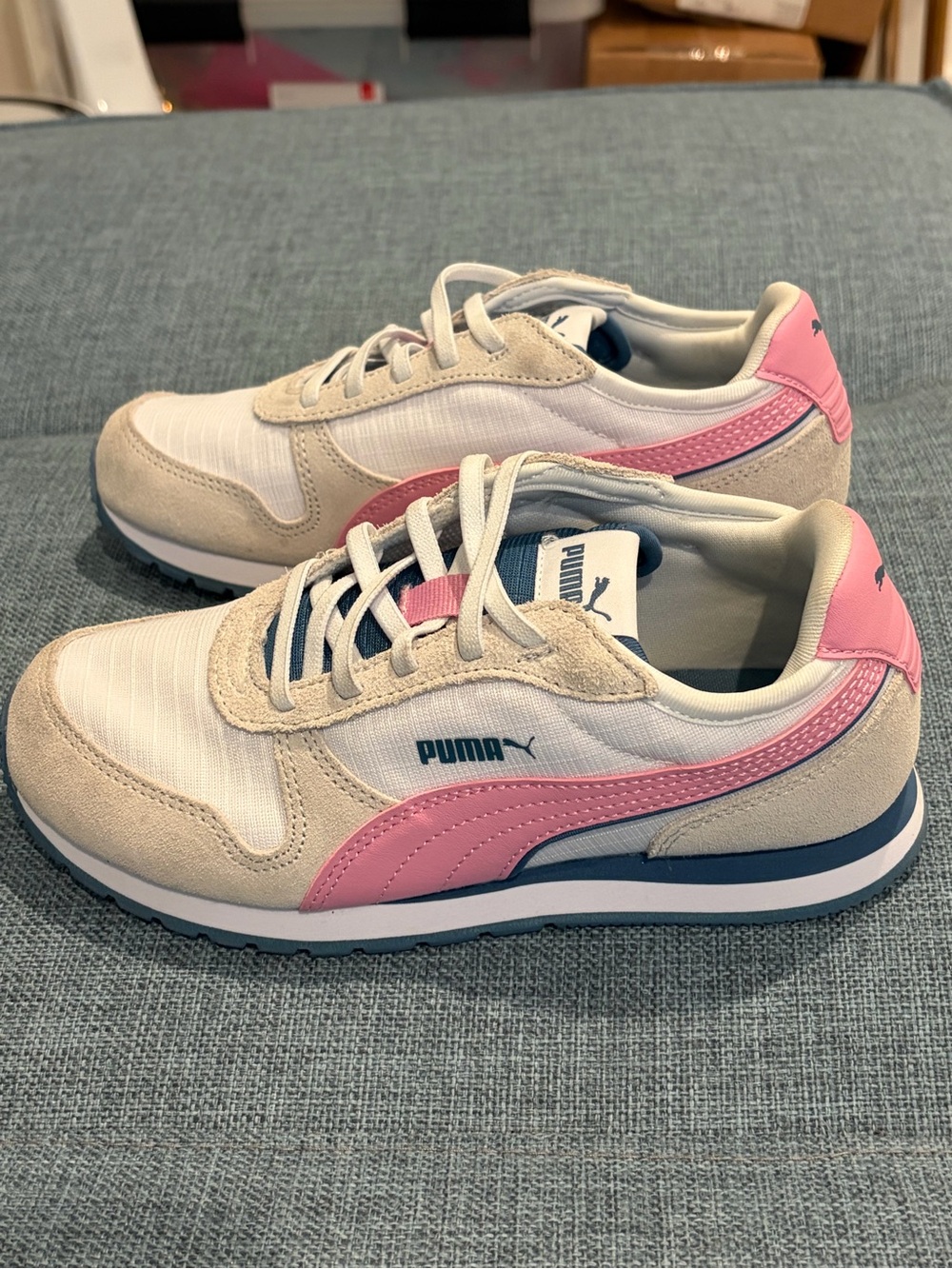 PUMA Girls Classic Runner Sneakers in Pink and Cream